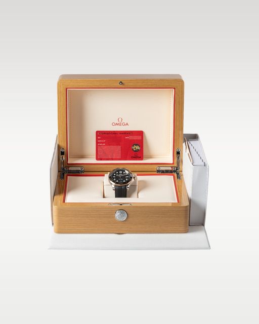 Omega Seamaster Diver 300m 210.22.42.20.01.002 Image 5